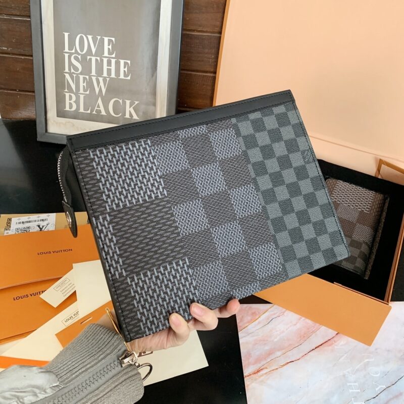 Alternative view of Louis Vuitton Voyage MM Pochette Damier Grey 26Cm N60444