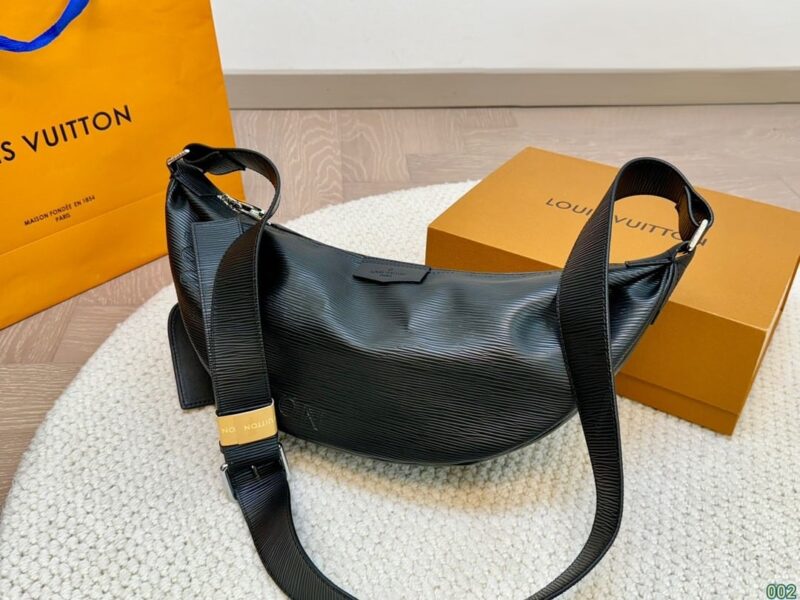 Alternative view of Louis Vuitton Hamac Bag Epi Leather Black 39Cm M25225