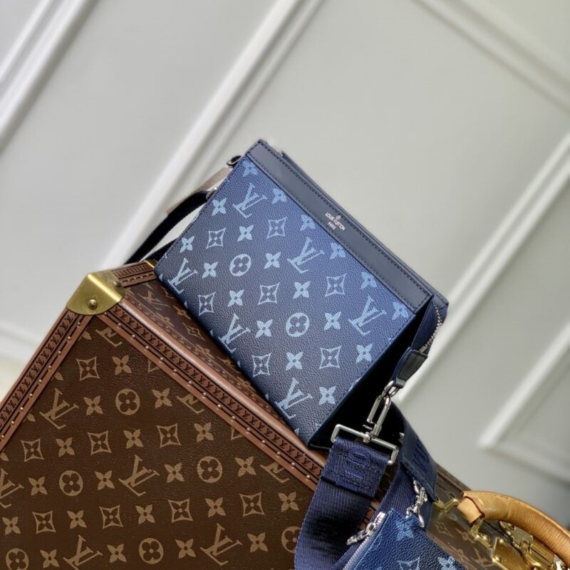 Alternative view of Louis Vuitton Gaston Wearable Wallet Monogram Gradient Navy Blue 18Cm M11544