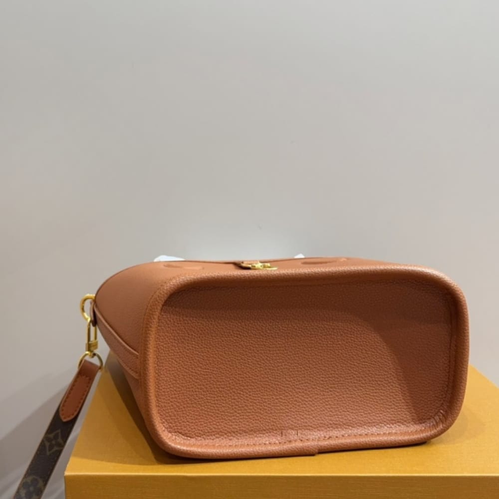 Louis Vuitton Neverfull Bandoulière Inside Out BB Monogram Brown 26Cm - Image 4