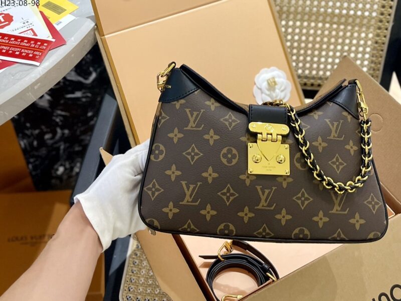 Alternative view of Louis Vuitton Lv Twinny Monogram Canvas 27Cm M46659