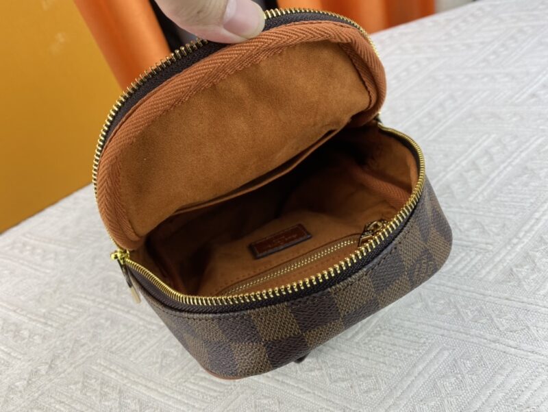 Alternative view of Louis Vuitton Sling Bag Paris Chest Bag Damier Ebene 28Cm