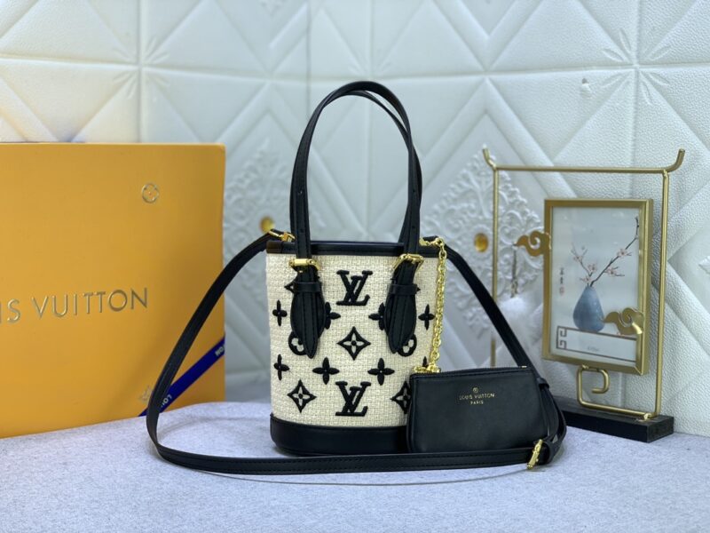 Alternative view of Louis Vuitton Nano Bucket Bag Black 17Cm M82418