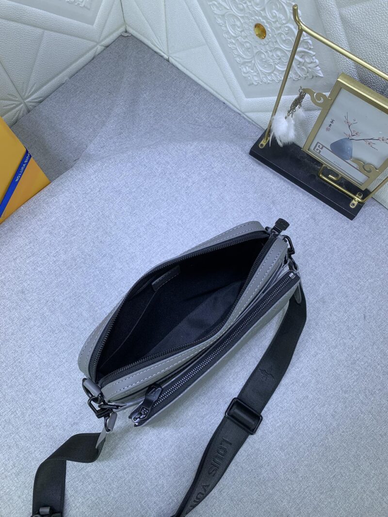 Alternative view of Louis Vuitton Duo Messenger Bag Gray Shadow 25Cm M46104
