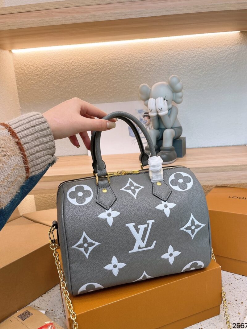 Alternative view of Louis Vuitton Speedy Bandoulière 20 Monogram Empreinte Leather 26Cm M46575