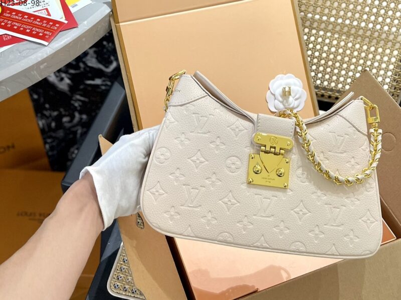 Alternative view of Louis Vuitton Lv Twinny Monogram Canvas White 27Cm