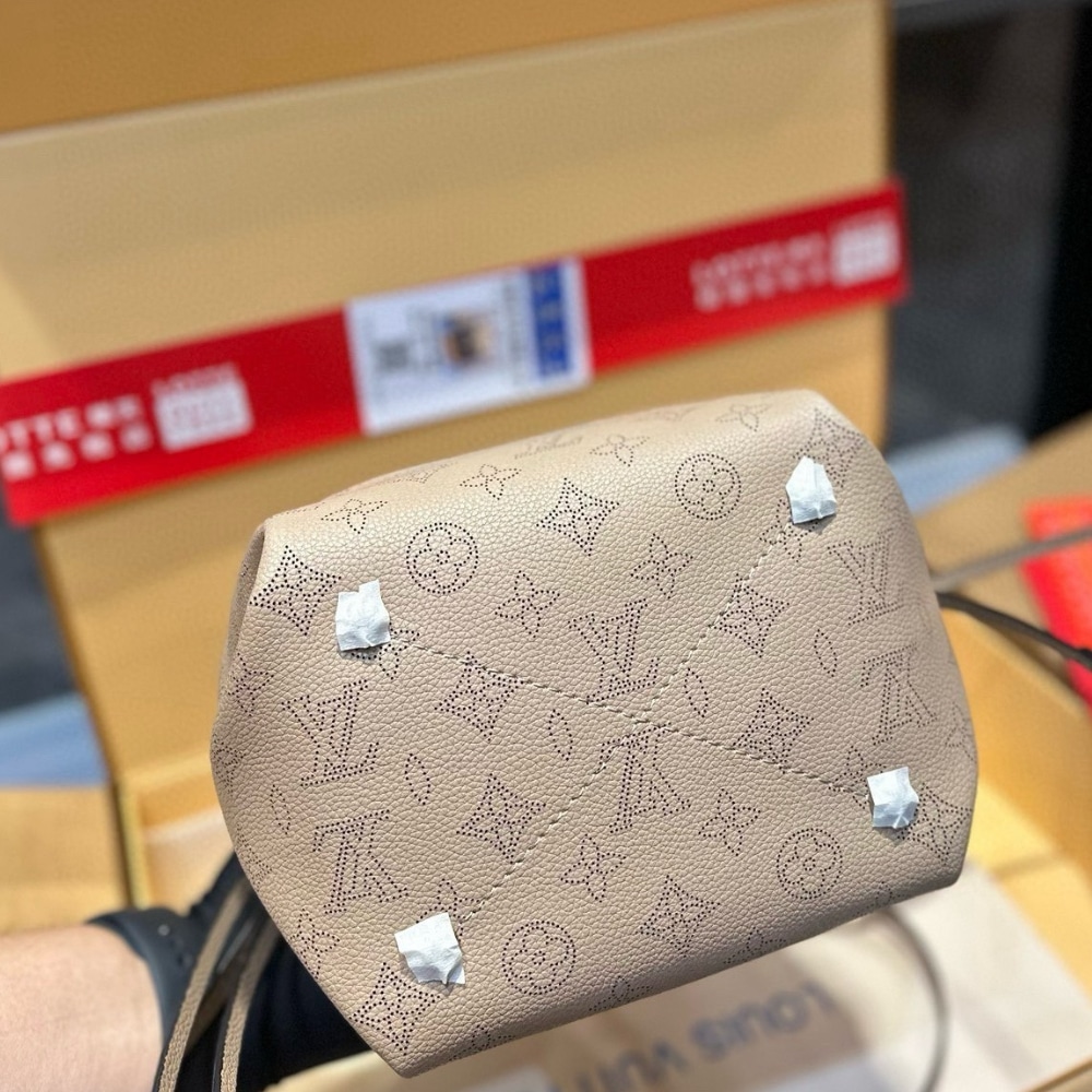 Louis Vuitton Muria Galet 18Cm M55799 - Image 6