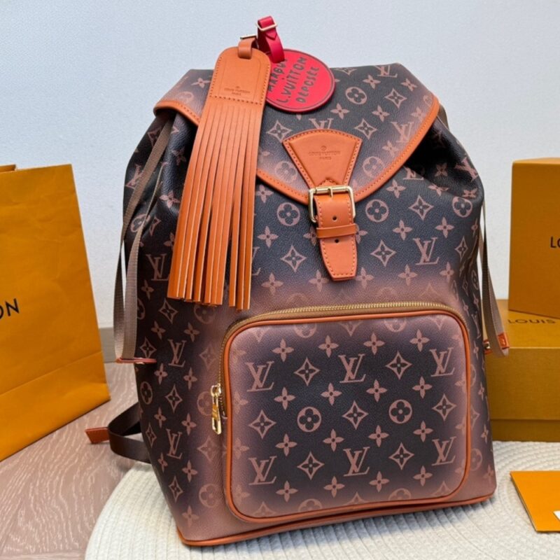 Alternative view of Louis Vuitton Montsouris Backpack Monogram Dust Coated Canvas 30Cm M11540