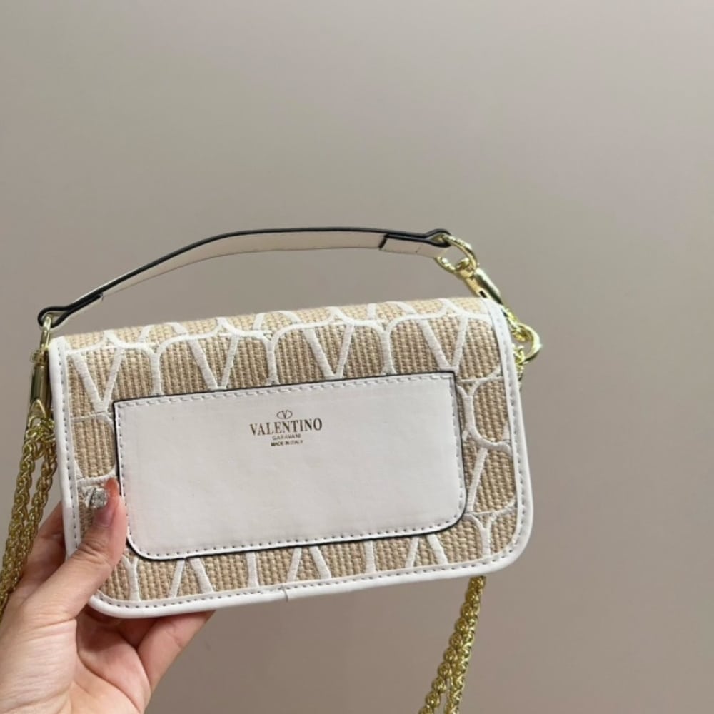 Valentino Garavani Locò Small Toile Iconographe Raffia Shoulder Bag Natural 20cm 4W2B0L97IVWYT3 - Image 6