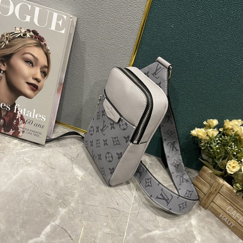 Alternative view of Louis Vuitton Outdoor Sling Bag Grey 21Cm