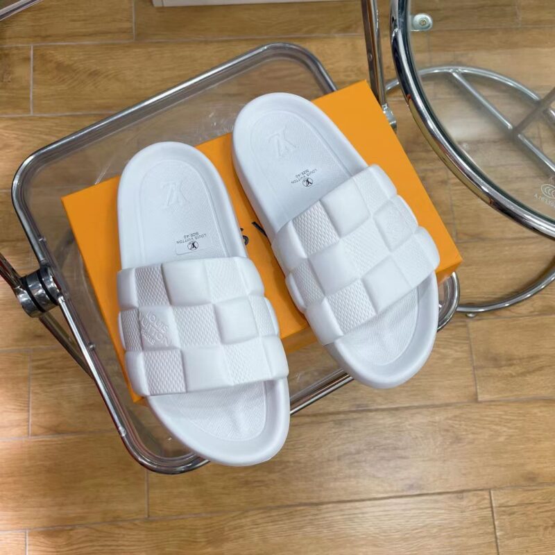 Alternative view of Louis Vuitton Slide White