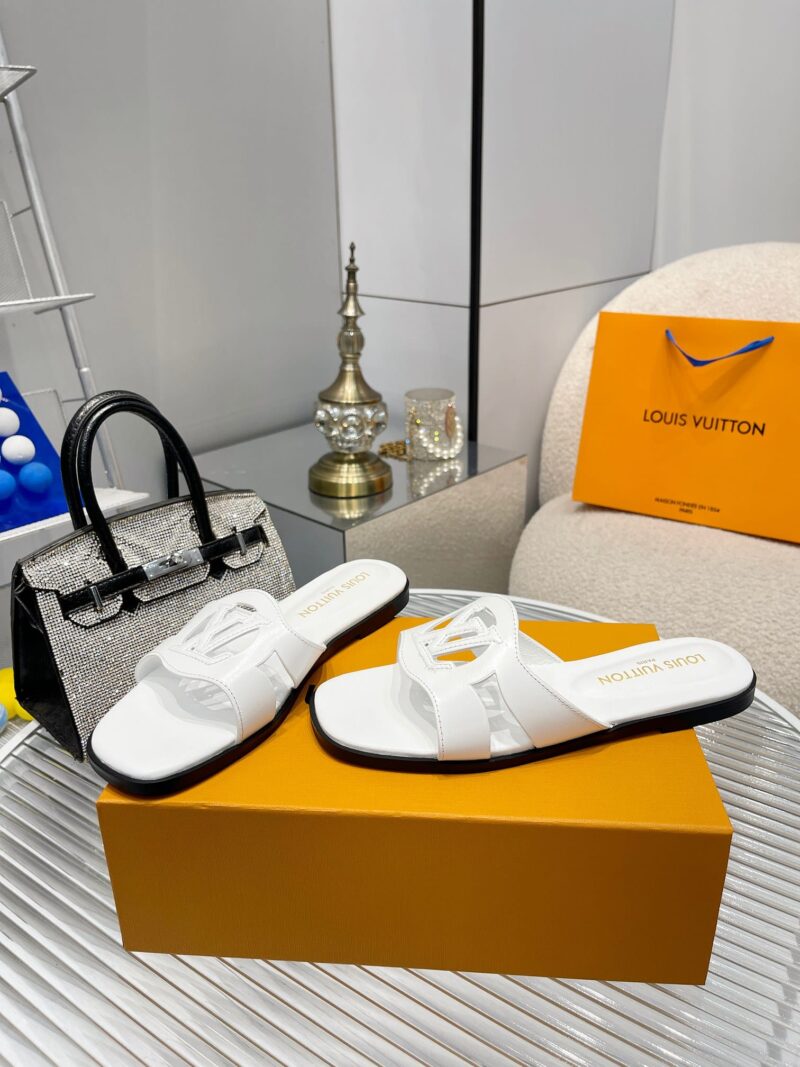 Alternative view of Louis Vuitton Lv Isola Flat Mule White 1Abozk