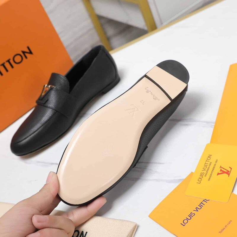 Alternative view of Louis Vuitton Lv Capri Loafer Black 1Acay0