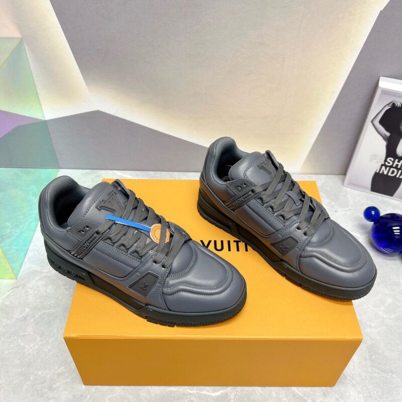 Alternative view of Louis Vuitton Lv Trainers Gray 1Ac5Cu