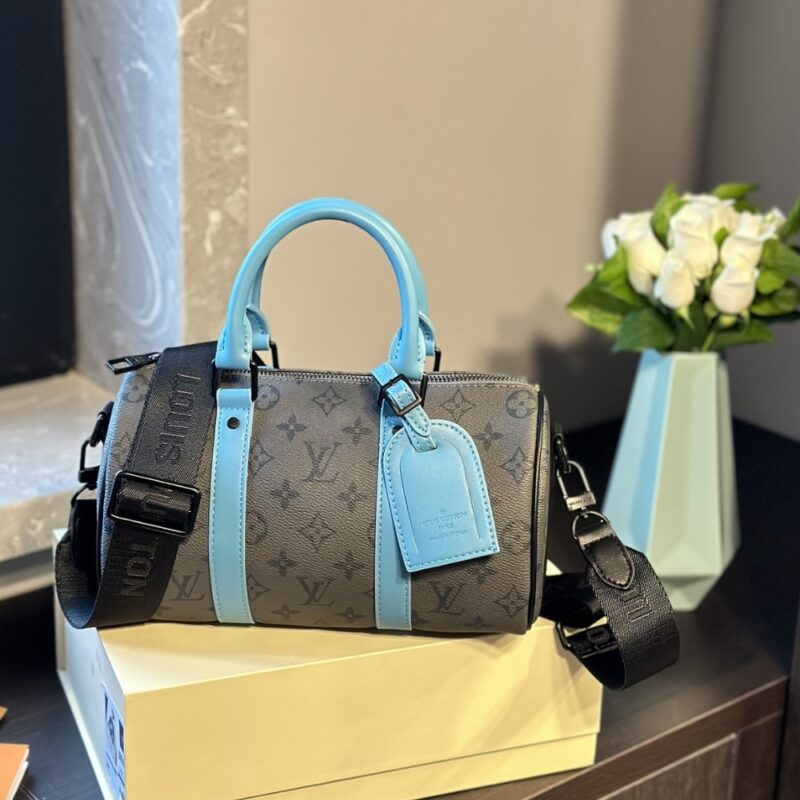 Alternative view of Louis Vuitton Keepall Bandoulière 25 Monogram Eclipse Reverse Turquoise 25Cm M11645