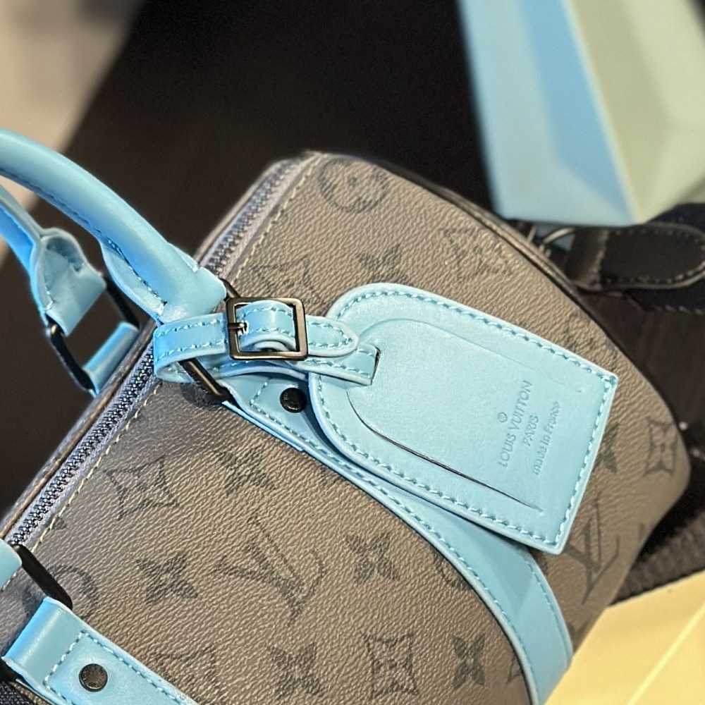 Louis Vuitton Keepall Bandoulière 25 Monogram Eclipse Reverse Turquoise 25Cm M11645 - Image 8