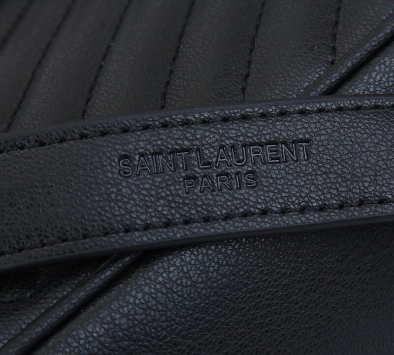 Alternative view of Saint Laurent College Large Chain Bag Black Tone Hardware 32Cm