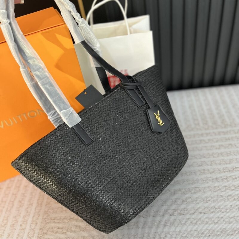 Alternative view of Saint Laurent Panier Lapia Logo Tote Bag Black 25Cm 69324Gqthe1000
