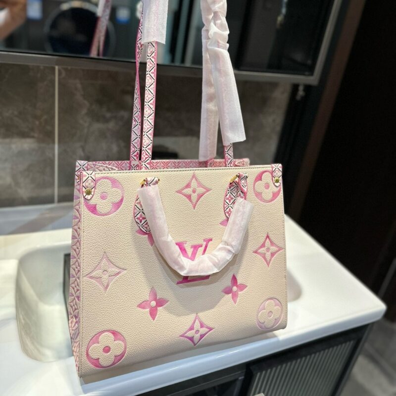 Alternative view of Louis Vuitton By The Pool On The Go PM Tote Bag Pink 34Cm M22976