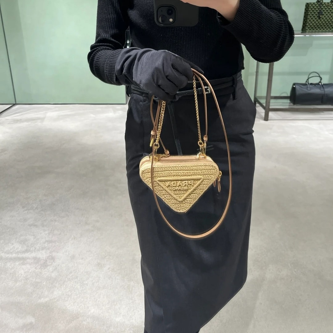 Prada Crochet Mini Pouch Natural 19cm 1NR015 2CXK F0018 - Image 9