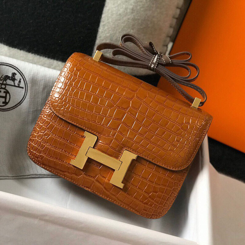 Alternative view of Hermès Mini Constance 19 Shiny Alligator Palladium Hardware Gold 19Cm