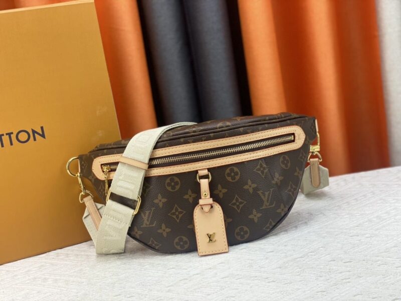 Alternative view of Louis Vuitton High Rise Monogram 38Cm M46784