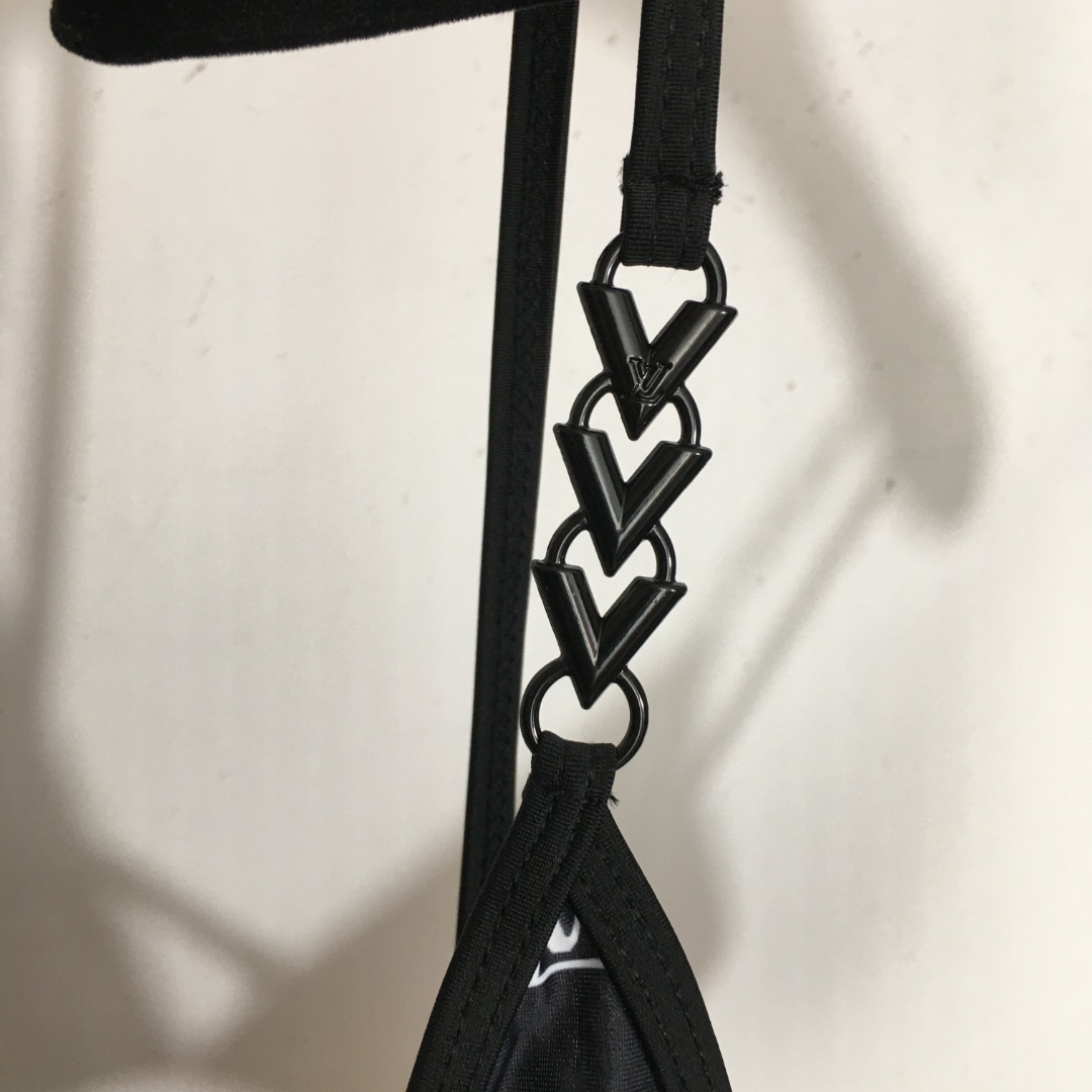 Louis Vuitton Graphic Monogram Bikini Set Black 1ABZB1 - Image 9