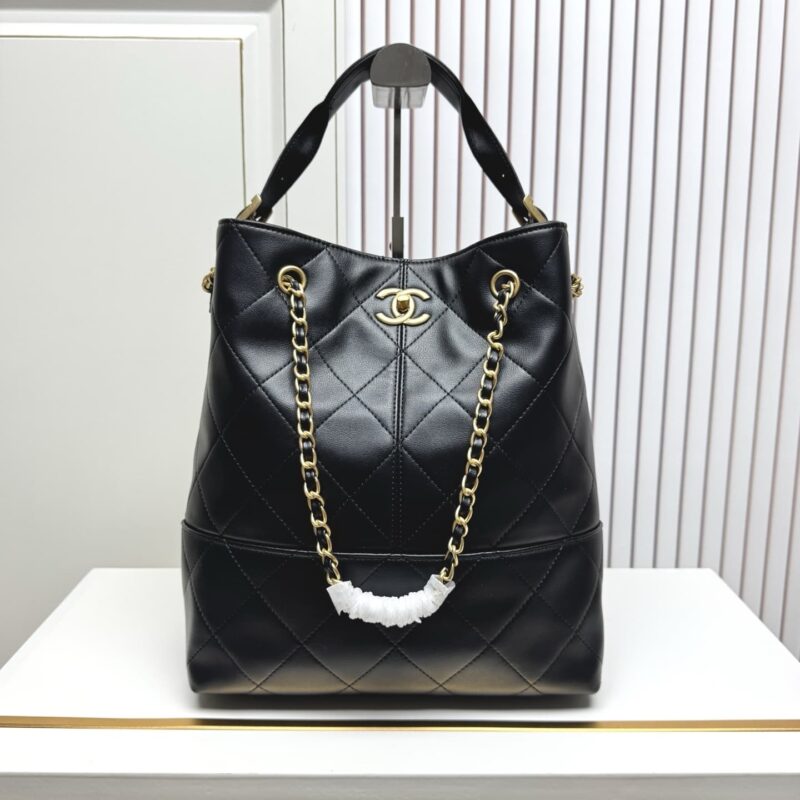Alternative view of Chanel Shopping Bag Gold Tone Metal Black 33Cm AS5635 B20829 94305