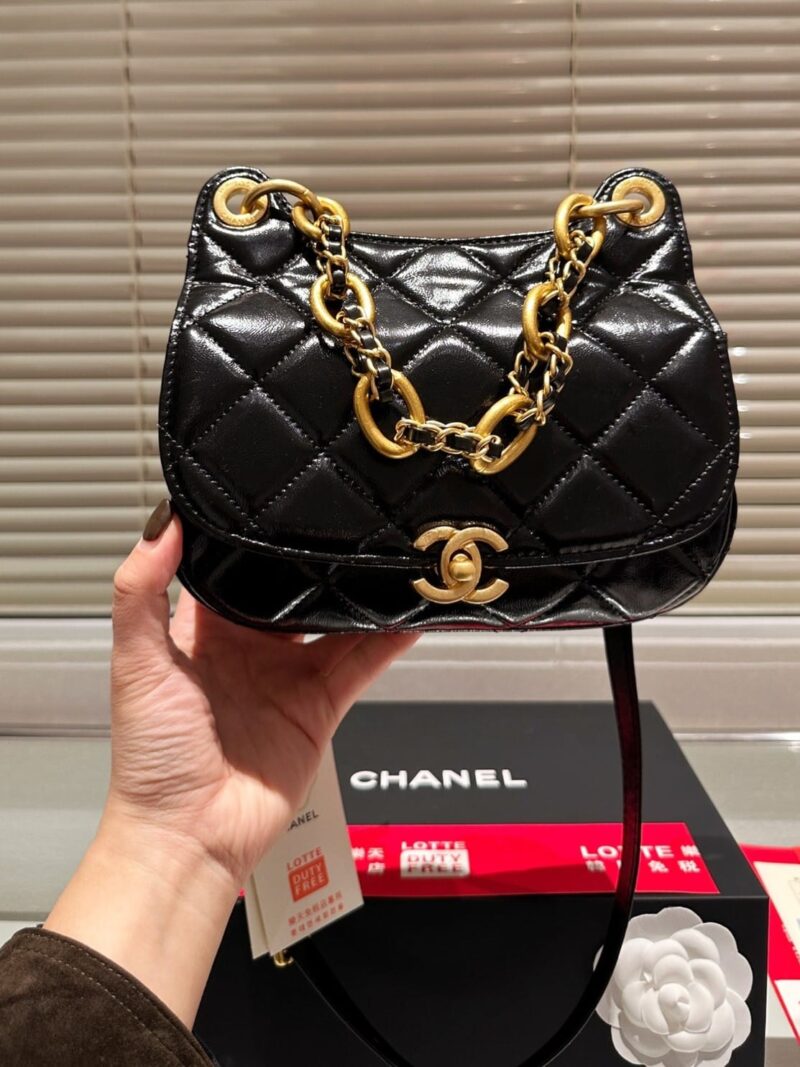 Alternative view of Chanel Hobo Bag With Chain And Gold Hardware Black 21Cm