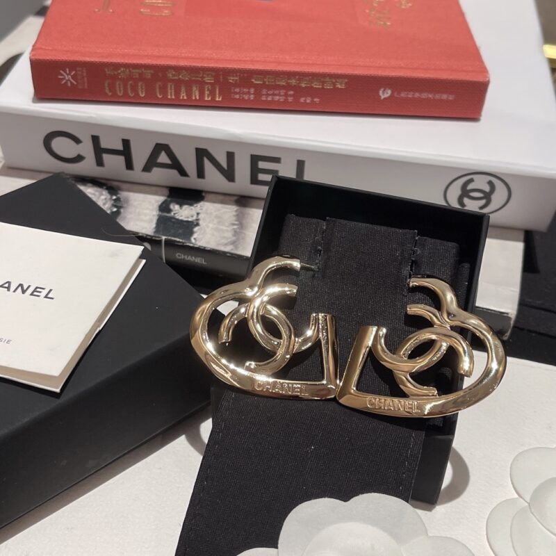 Alternative view of Chanel Earrings In Gold Metal Ab7894 B07713 Ng966