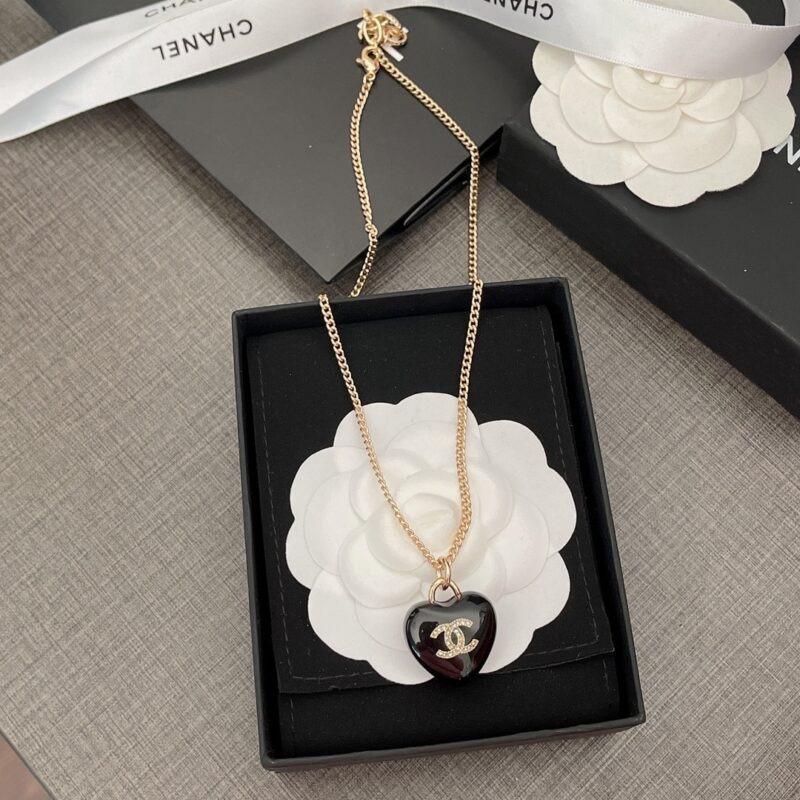 Alternative view of Chanel And Gold Metal Necklace Ab9463 B09327 Nk812