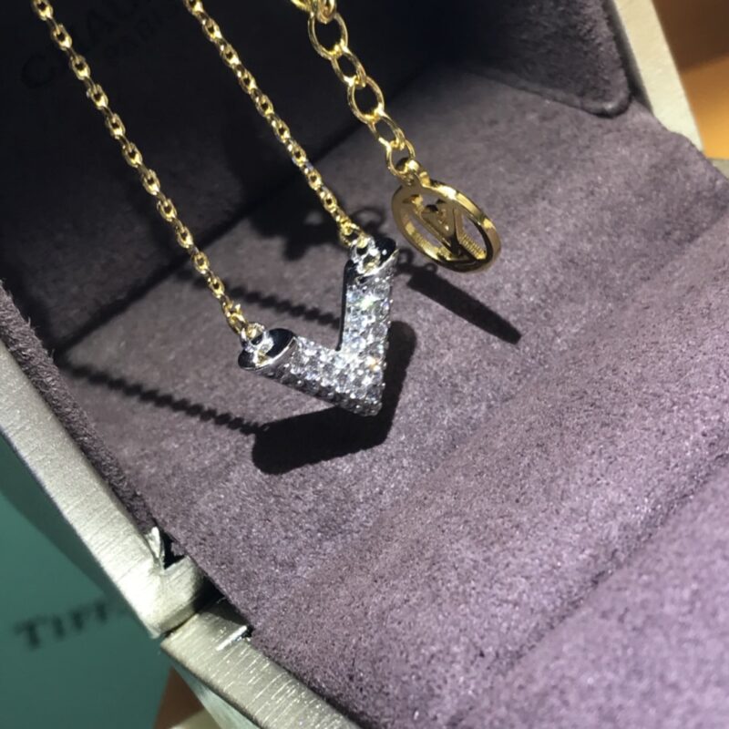 Alternative view of Louis Vuitton Crystal Essential V Necklace M68033