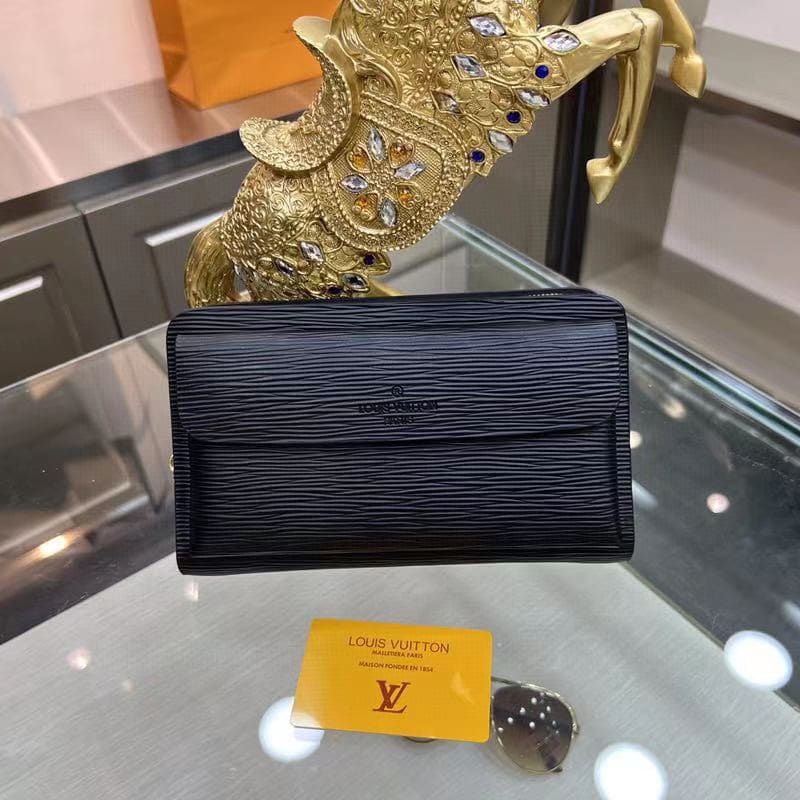 Alternative view of Louis Vuitton Epi Sarah Wallet Black 28Cm