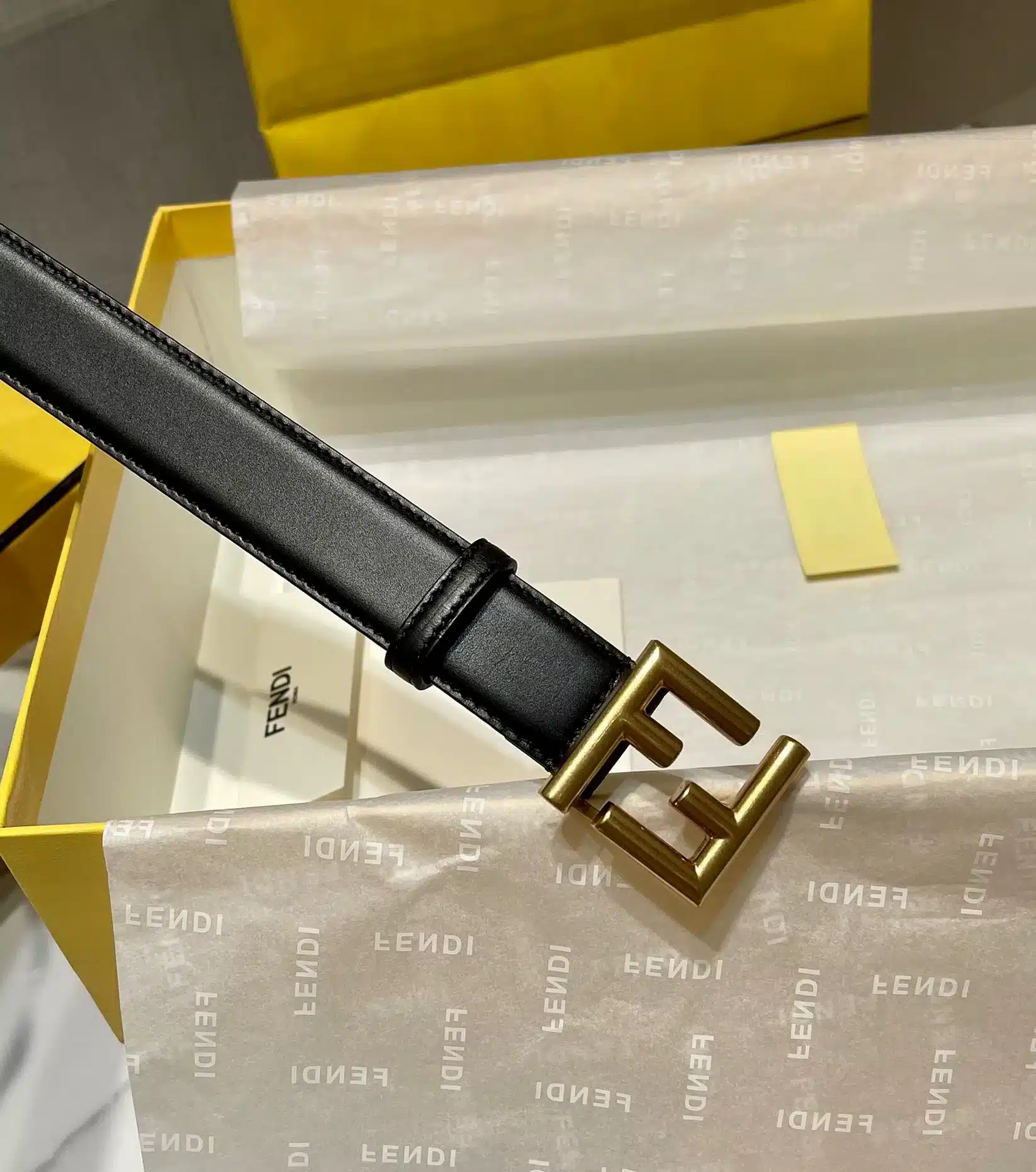 Fendi Black Leather Belt With Ff Gold Buckle 40Mm - Image 4