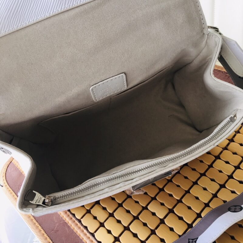 Alternative view of Louis Vuitton Cluny White M59134