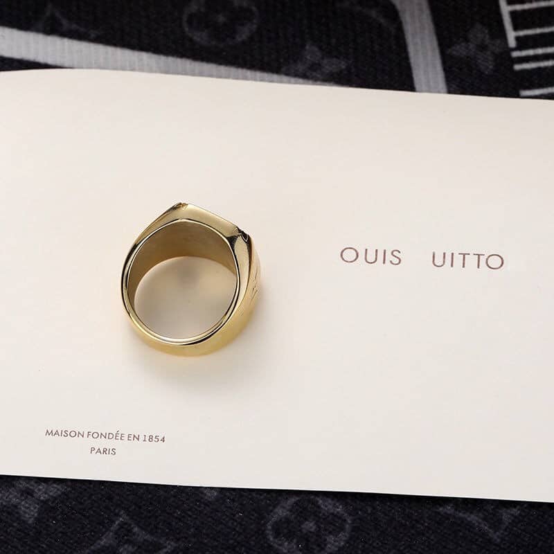 Alternative view of Louis Vuitton Gold Ring