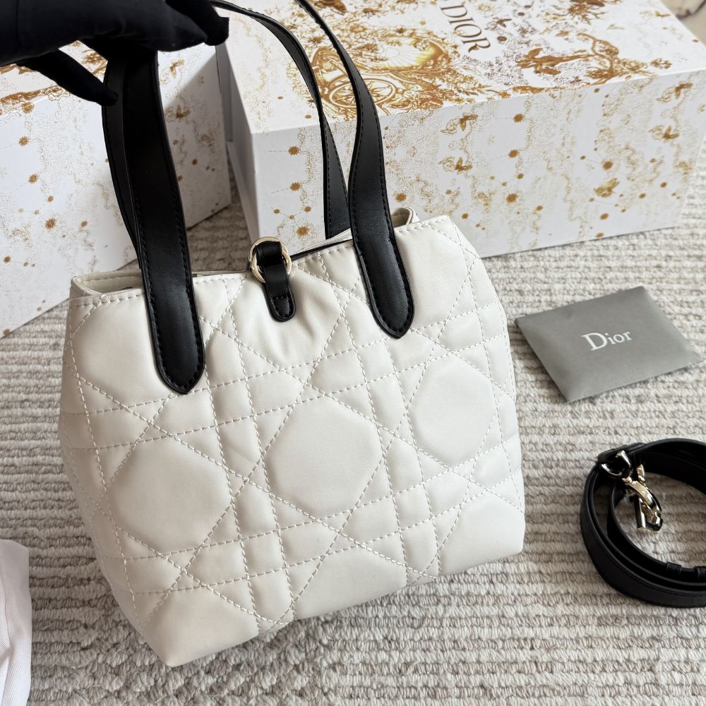 Dior Small Dior Toujours Vertical Tote Bag White 18Cm M2835PSOB M06E - Image 5