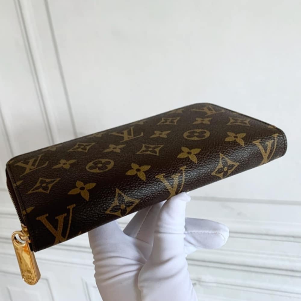 Iconic Set: Louis Vuitton Again Monogram And Monogram Zippy Long Wallet - Image 9