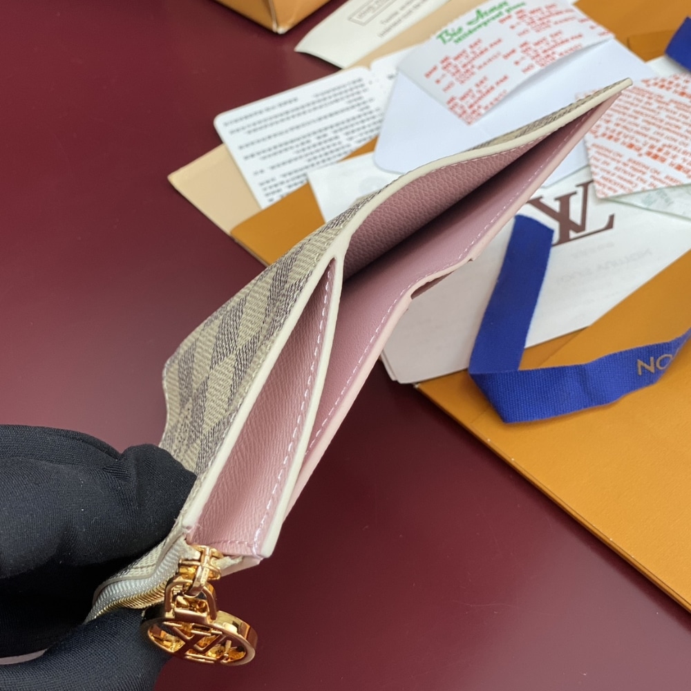 Iconic Set: Louis Vuitton Montsouris Pm And Lisa Wallet - Image 8
