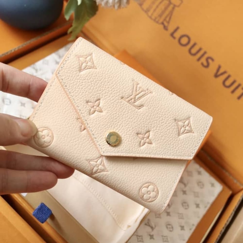 Iconic Set: Louis Vuitton Neverfull Mm And Victorine Wallet - Image 9
