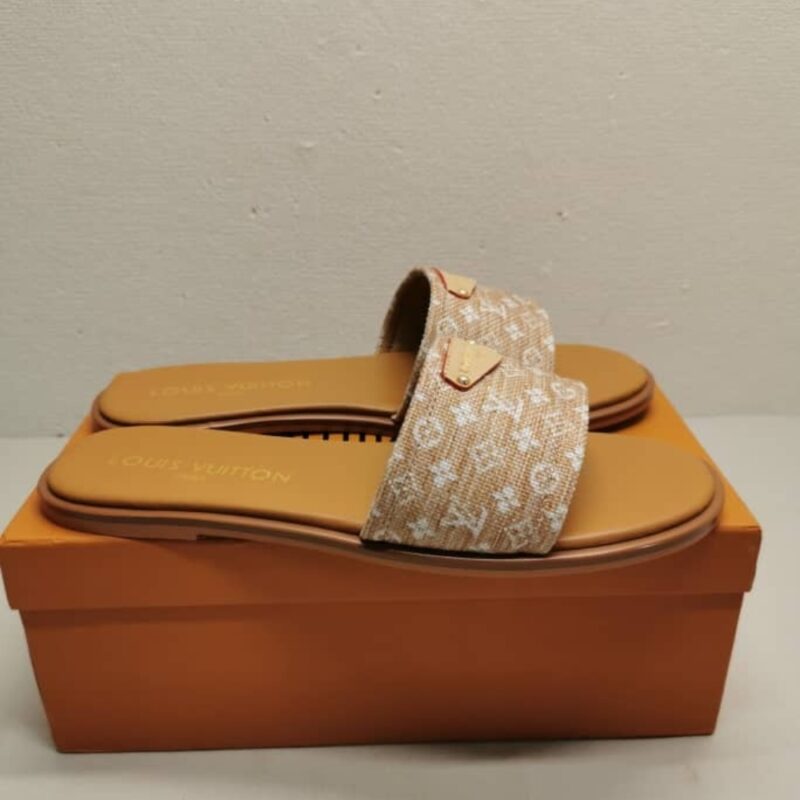 Alternative view of Louis Vuitton Lily Flat Mule Natural 1Ahlwf