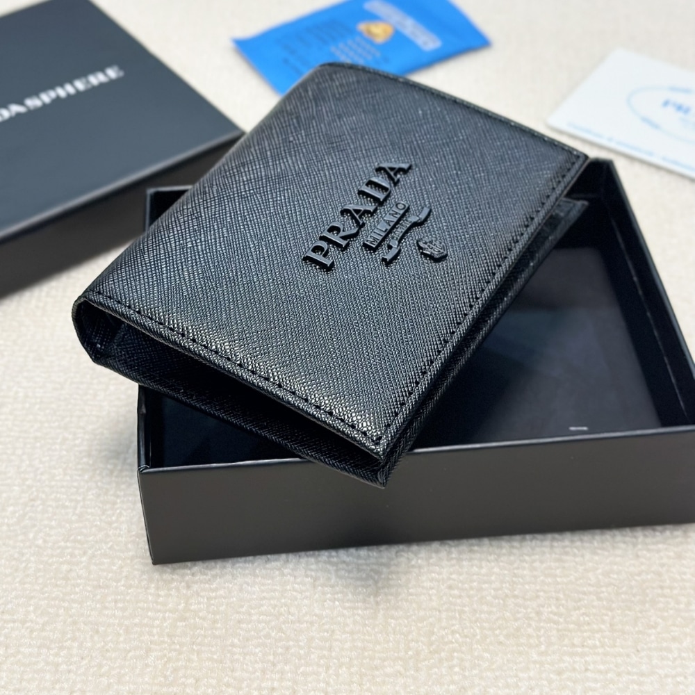 Prada Bifold Saffiano Leather Wallet Black 11Cm - Image 5