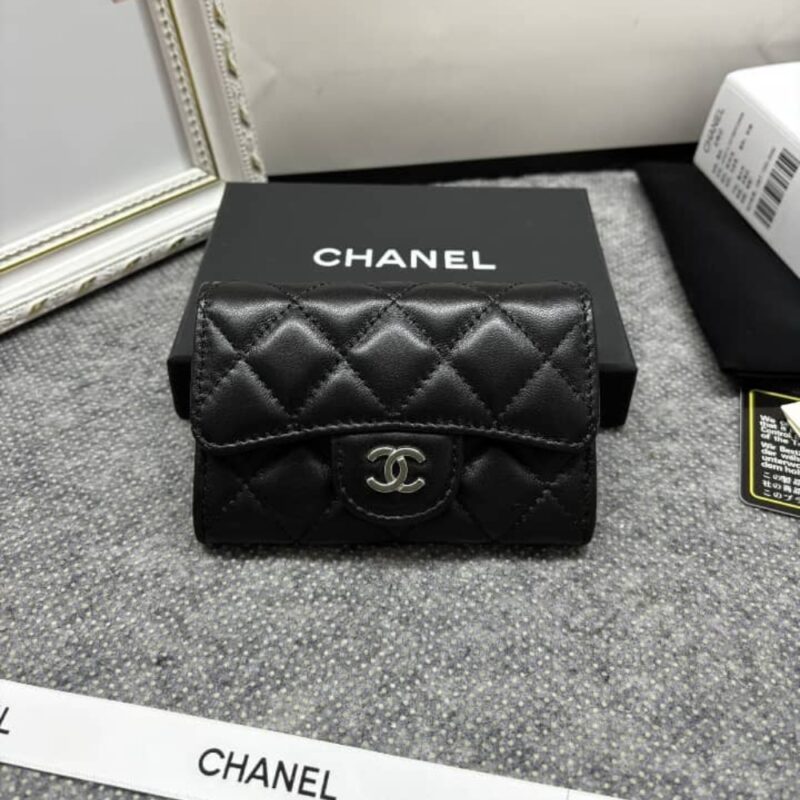 Alternative view of Chanel Classic Card Holder Quilted With Silver Hardware Black 11Cm Ap0214 Y01480 C3906