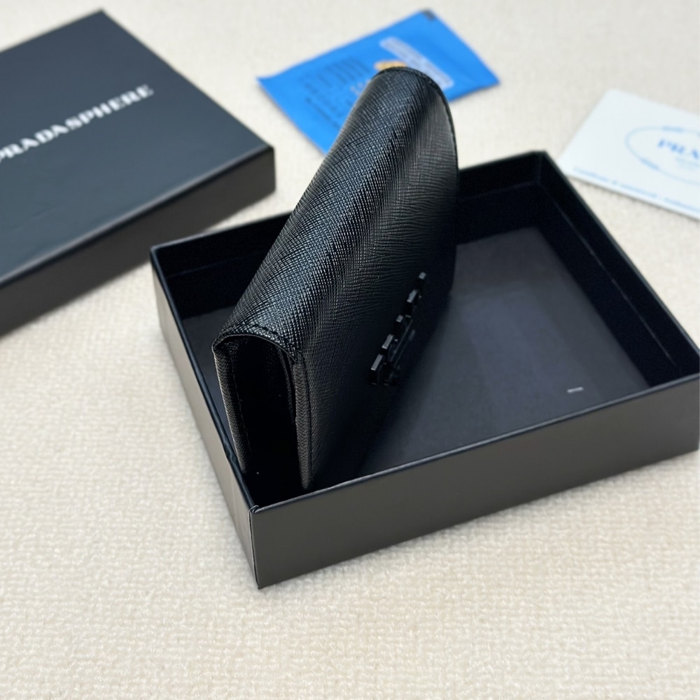 Prada Bifold Saffiano Leather Wallet Black 11Cm - Image 6