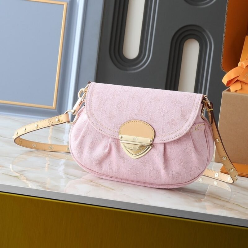 Alternative view of Summer Set: Louis Vuitton Sunset Washed Pink 27Cm And Monogram Cherry Blossom Square Pink 90cm