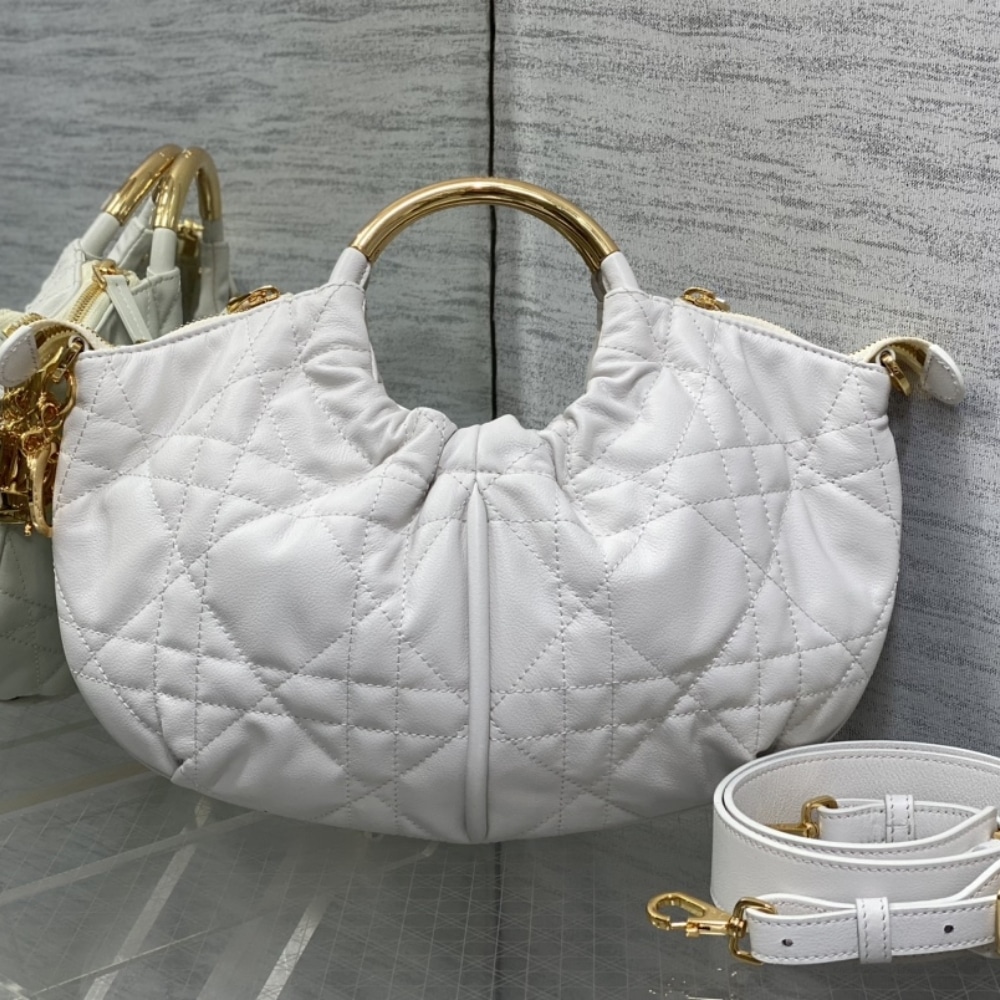 DIOR WALK IN DIOR BAG WHITE 36CM - Image 3