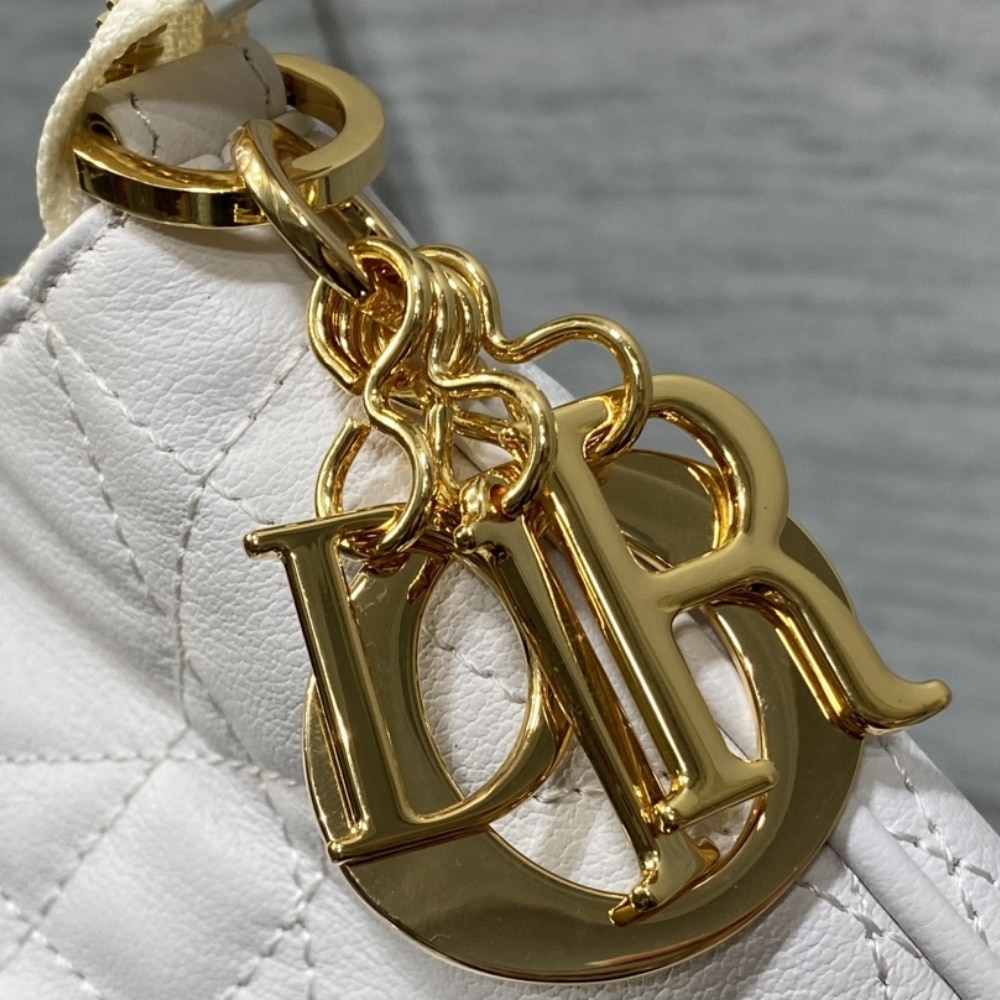 DIOR WALK IN DIOR BAG WHITE 36CM - Image 4
