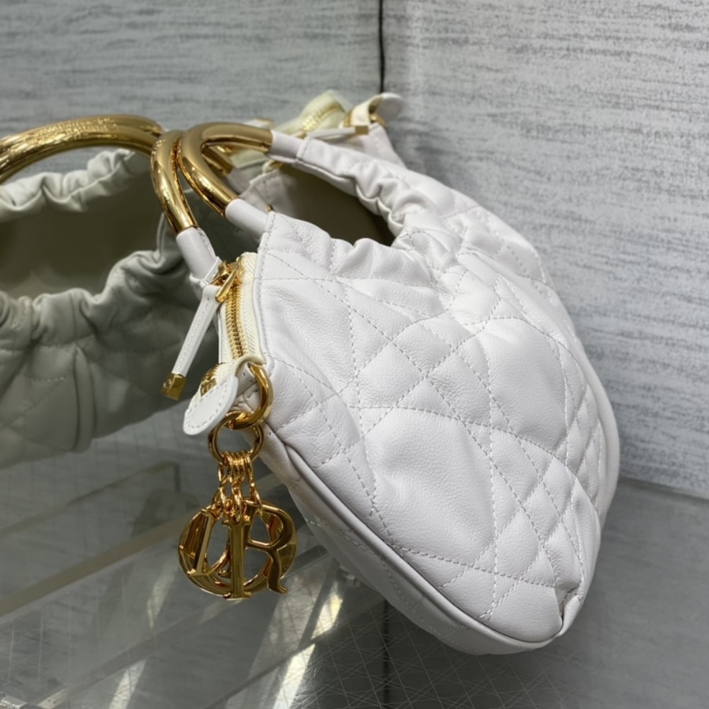 DIOR WALK IN DIOR BAG WHITE 36CM - Image 7