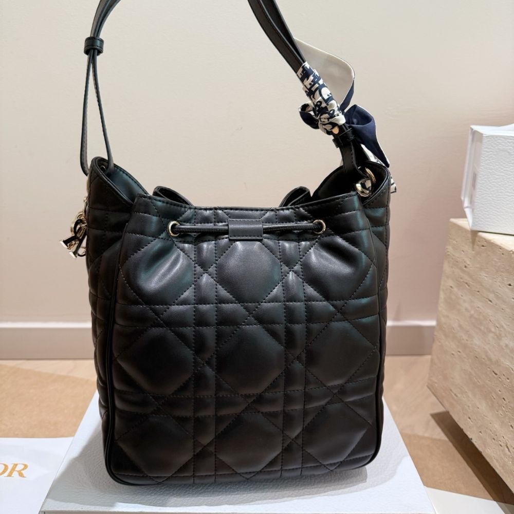 Dior Medium D Motion Bag Black 23Cm M2852ONWP M900 - Image 5