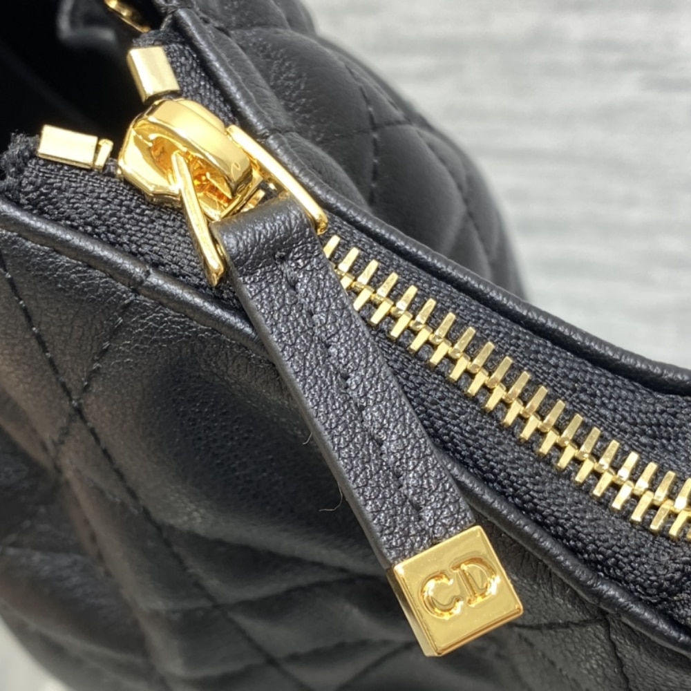DIOR WALK IN DIOR BAG BLACK 36CM - Image 6
